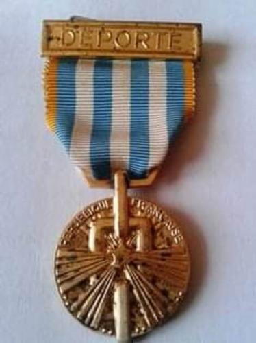 Insignia-deportado Ministerio-frances